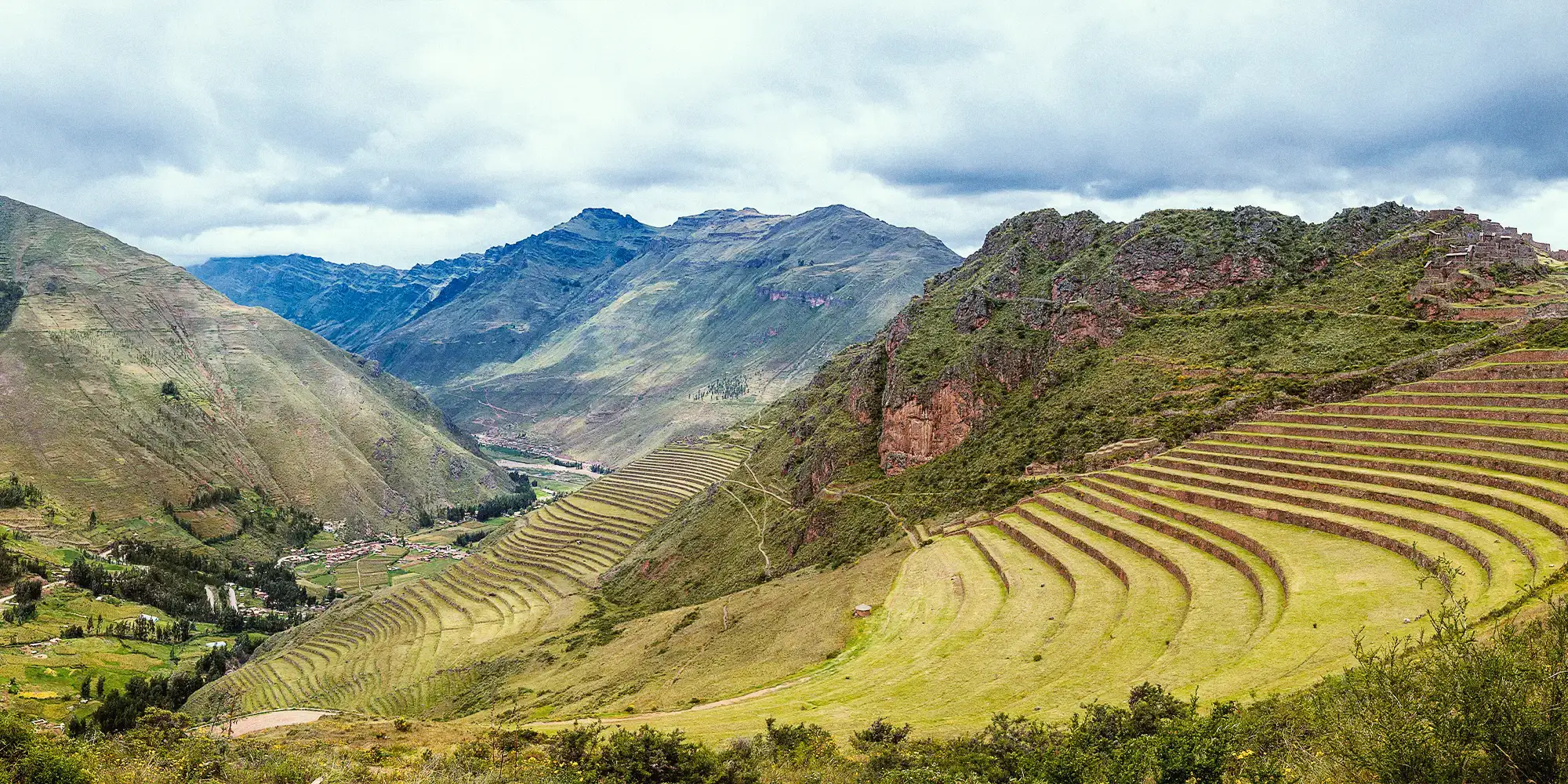 Maras salt pans cascading down the hillside